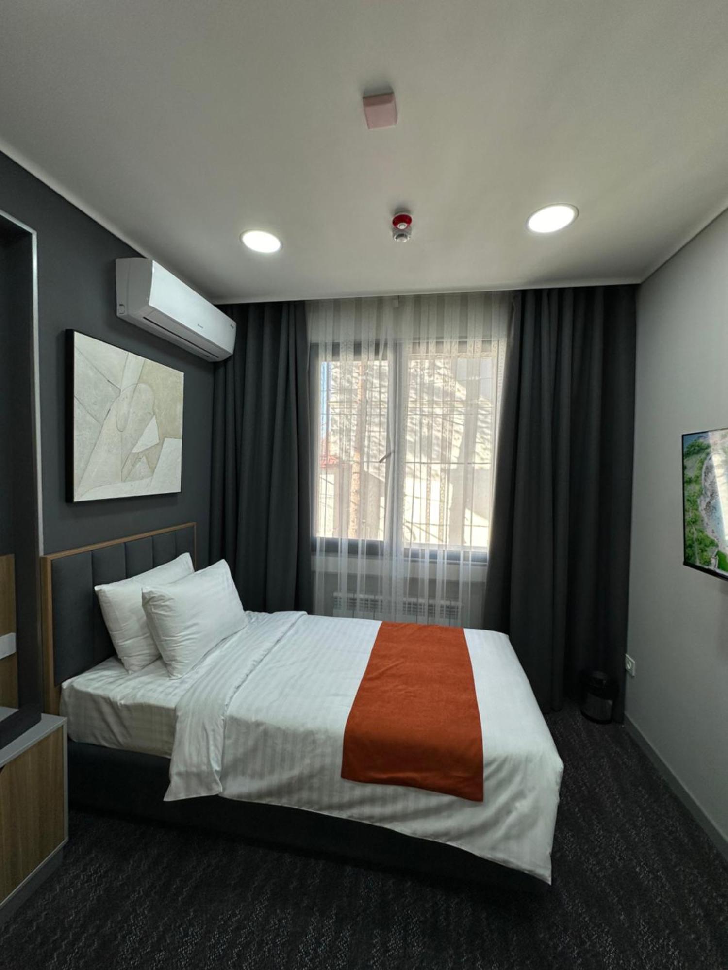 Nuovo Boutique Hotel Tashkent Exterior photo