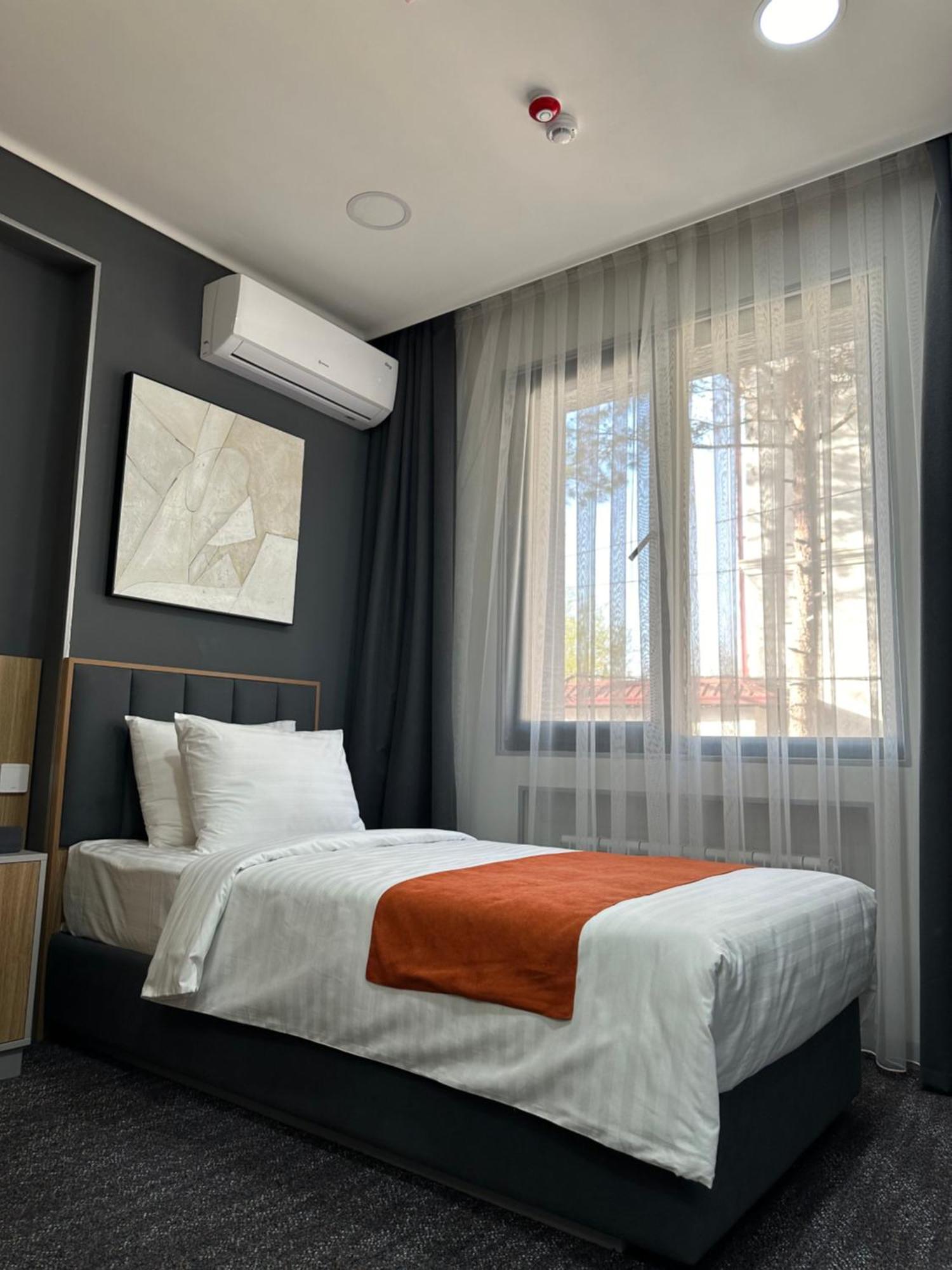 Nuovo Boutique Hotel Tashkent Exterior photo